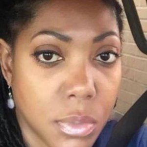 Meet your Posher, Nadine